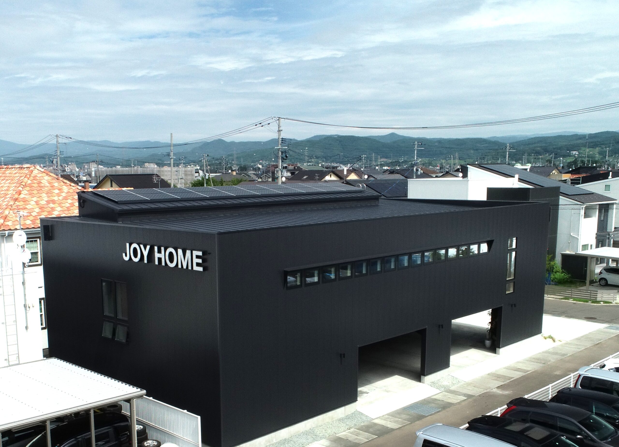 盛岡市北飯岡にあるジョイホーム本社。