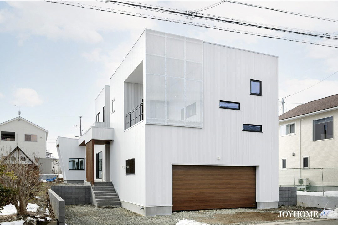 ジョイホーム盛岡のガレージハウス。植田一級建築士による注文住宅。